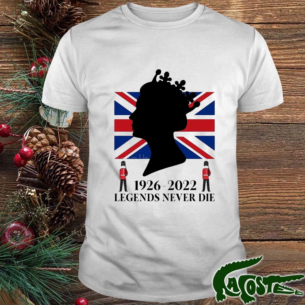 Pray For Queen Elizabeth Ii 1926-2022 Queen Of England T-shirt