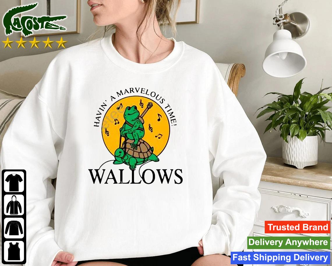 Frog And Turtle Havin' A Marvelous Time Wallows Sweatshirt