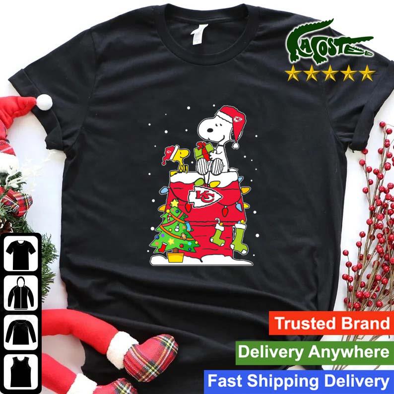 Snoopy And Woodstock Kansas City Chiefs Merry Christmas Sweats Shirt