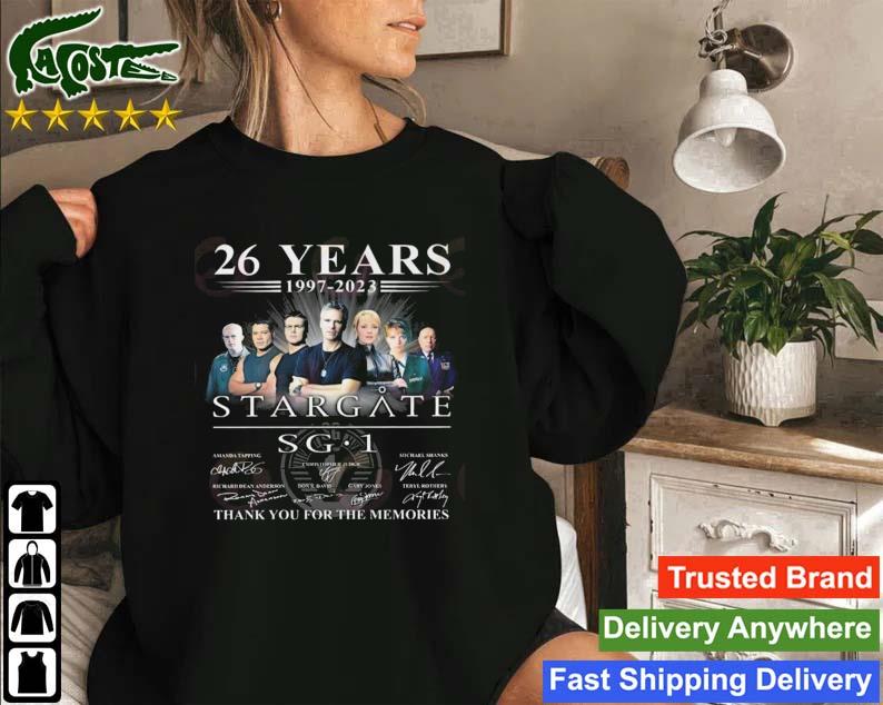 26 Years 1997 – 2023 Stargate Sg-1 Thank You For The Memories Signatures Sweatshirt
