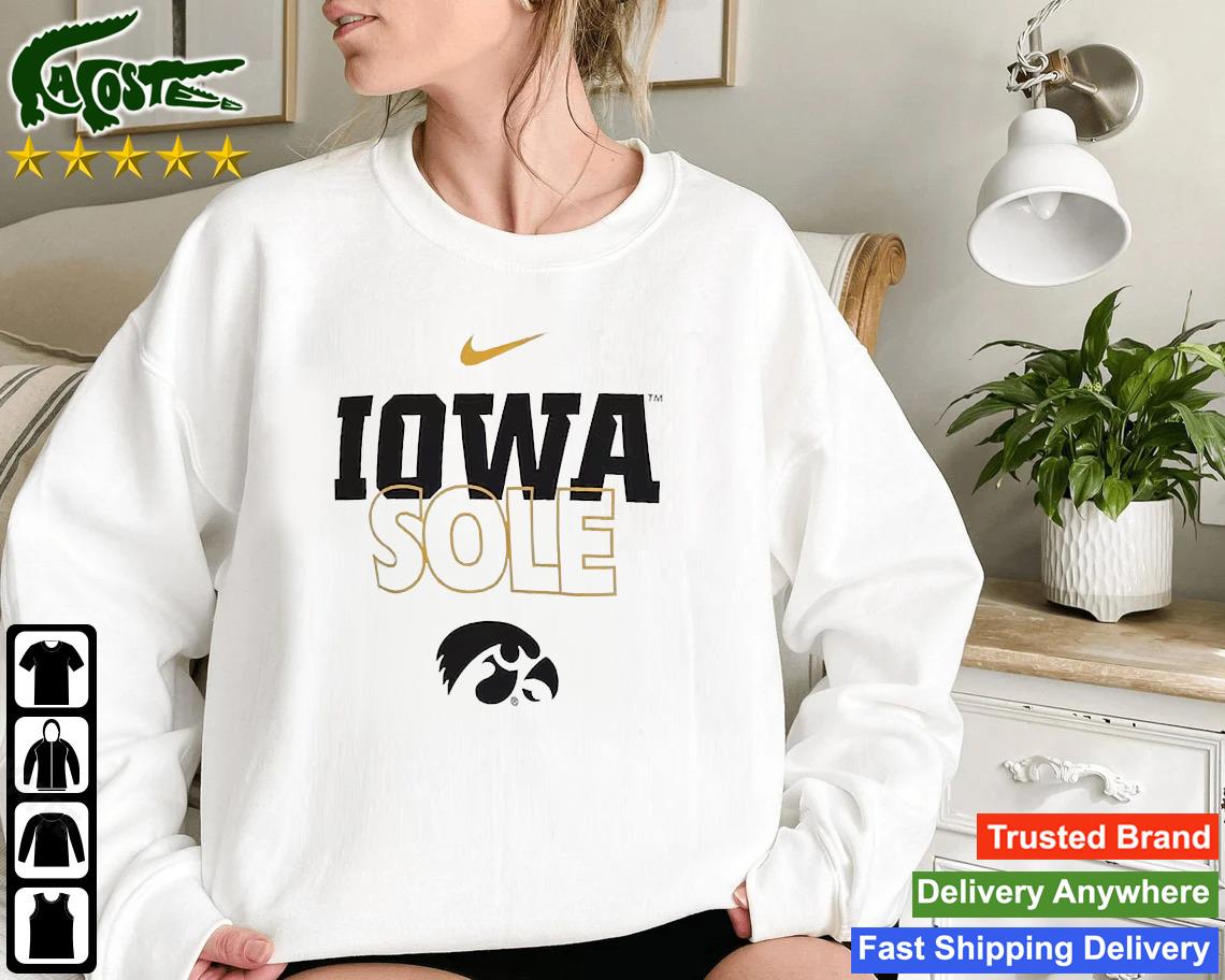 Iowa Hawkeyes Nike On Court T-shirt